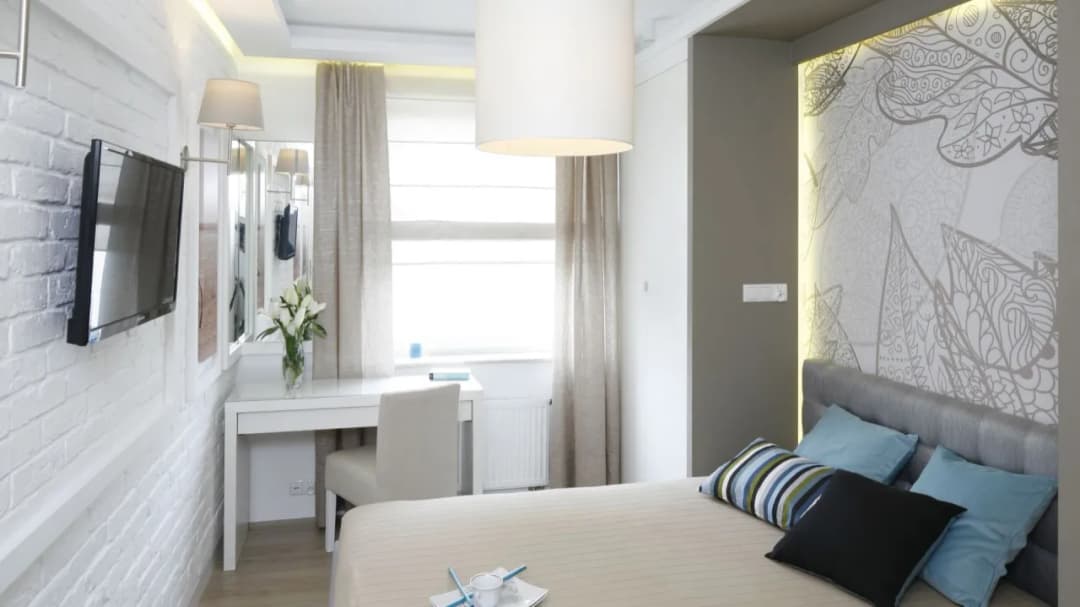 Jak umeblować sypialnię: praktyczne porady, które zmienią twoją przestrzeń